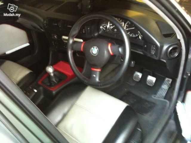 e34interior2.jpg